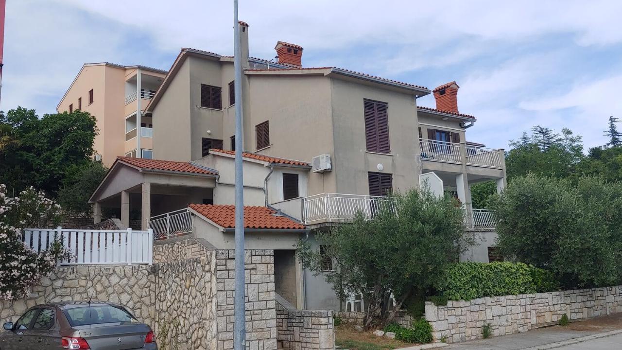 Apartments With A Parking Space Rabac, Labin - 19058 Екстериор снимка